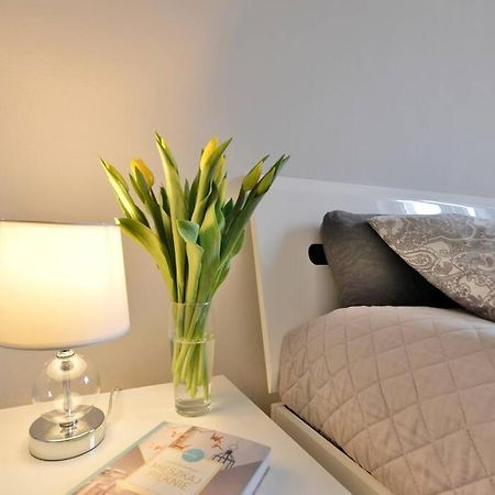 Z Apartment On Town Hall - Rynek Ratusz - 2 Rooms Вроцлав Экстерьер фото