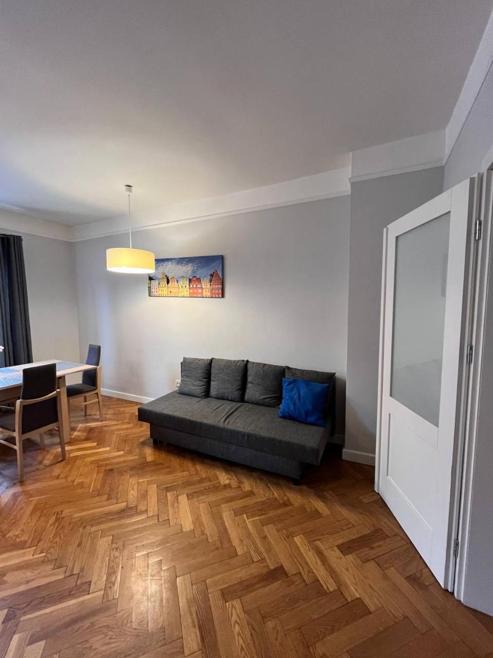 Z Apartment On Town Hall - Rynek Ratusz - 2 Rooms Вроцлав Экстерьер фото