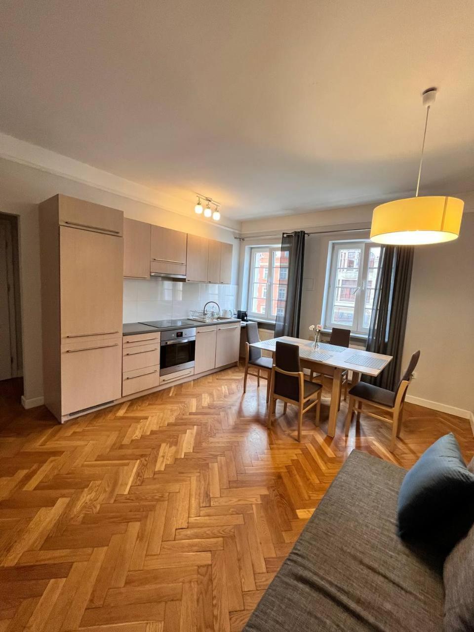 Z Apartment On Town Hall - Rynek Ratusz - 2 Rooms Вроцлав Экстерьер фото